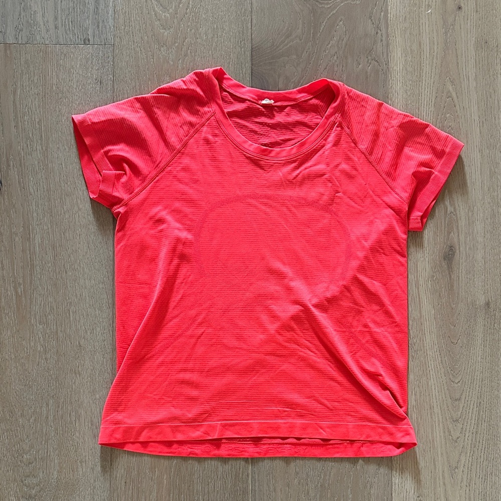 Lululemon Swiftly Tech Women's Tshirt